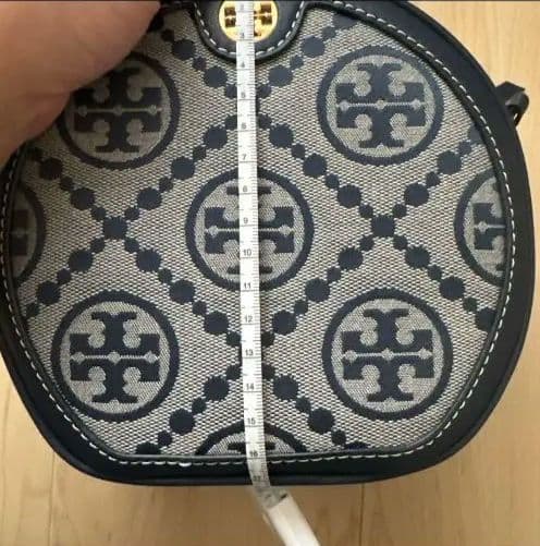 Tory Burchモノグラム 円形ショルダーバッグ ネイビー