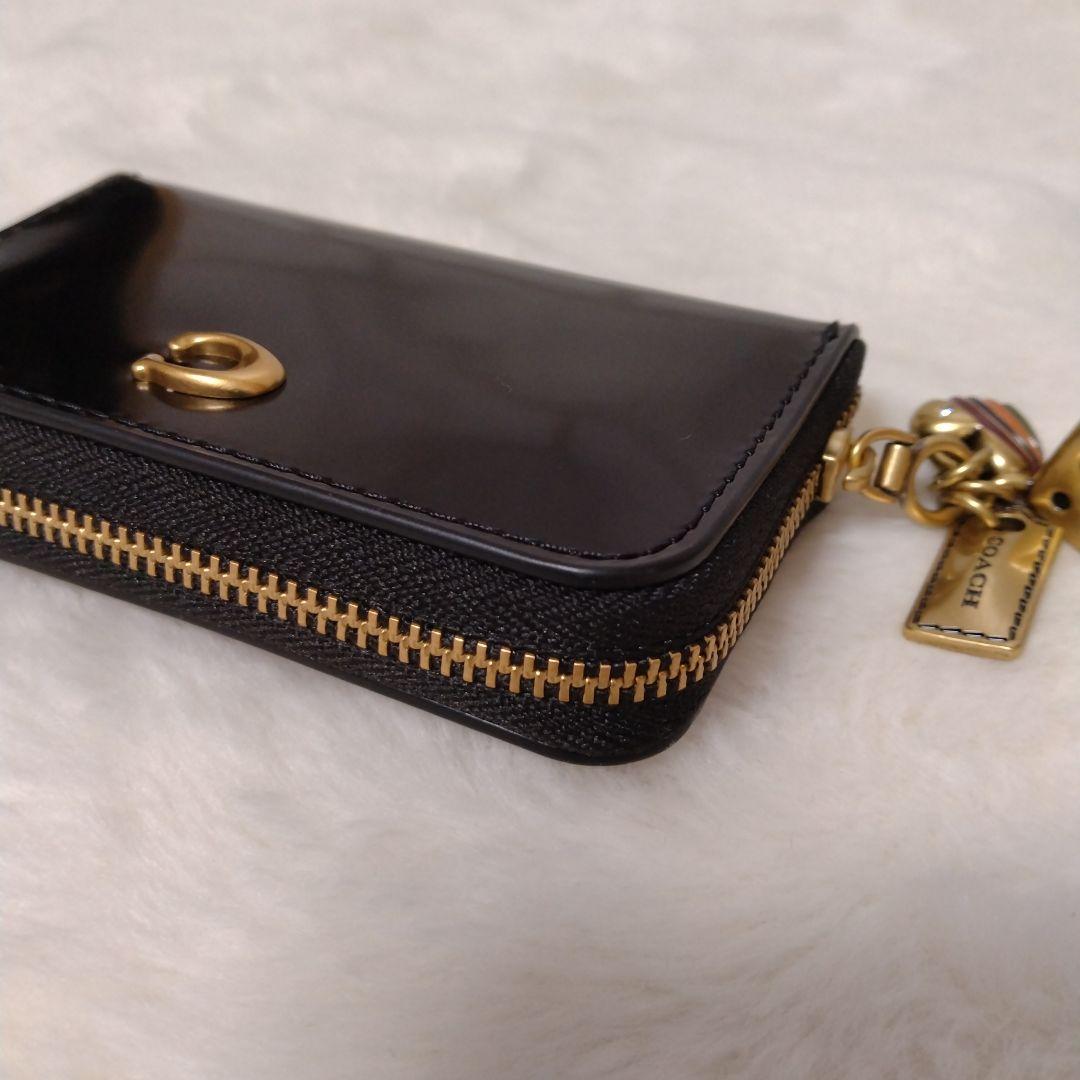 【未使用品】コーチ エッセンシャル スモール ジップ チャーム ウォレット