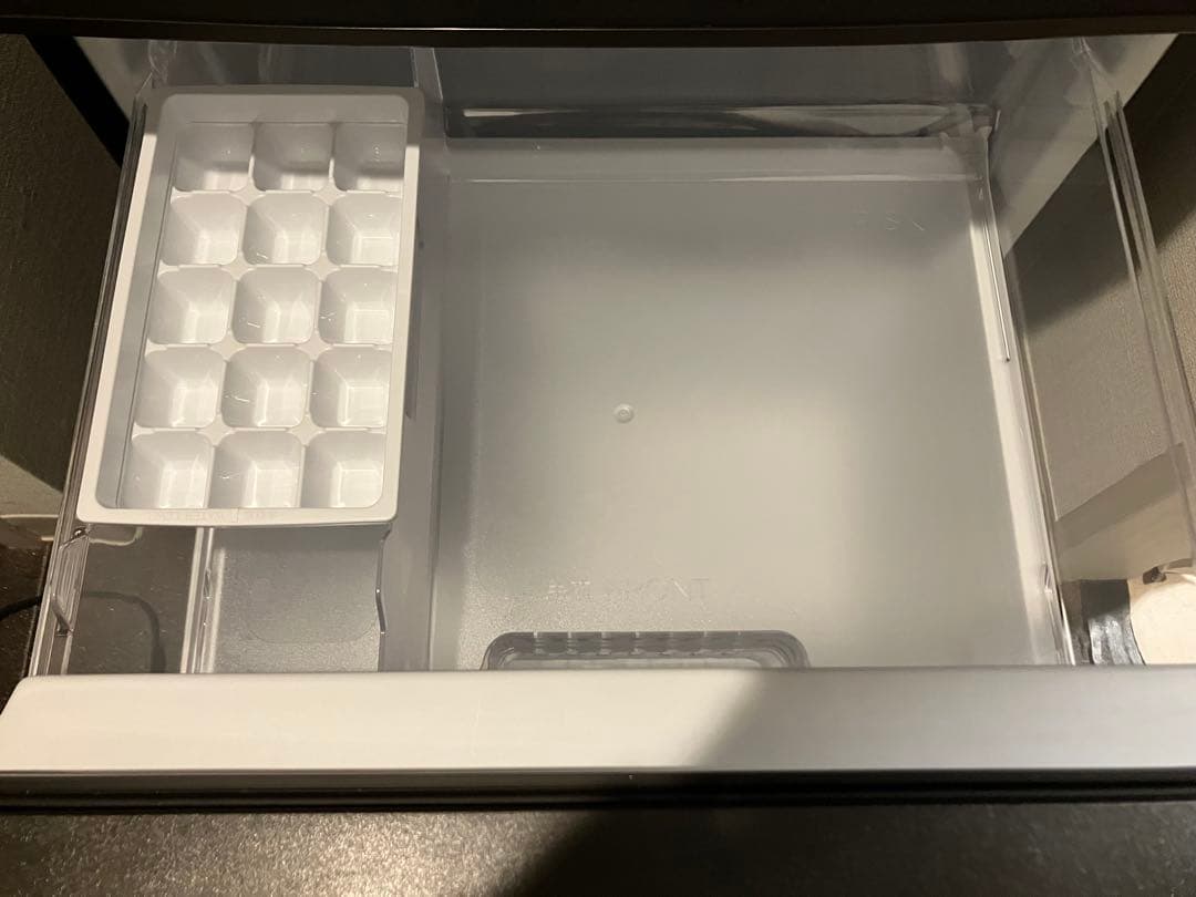 Panasonic (パナソニック)冷蔵庫 NR-B14HW-T 138リットル