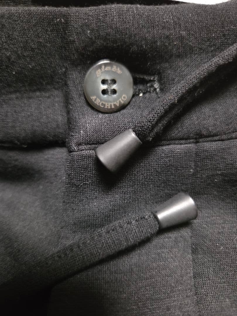 【美品】ジャブスアルキヴィオ　MASACCIO　トロジャージー　黒　46　秋冬