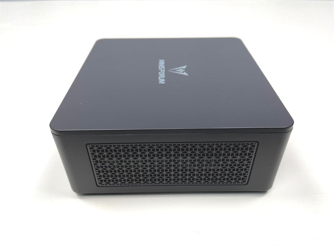 使用短め MINISFORUM UM760 Slim ／ R5 7640HS