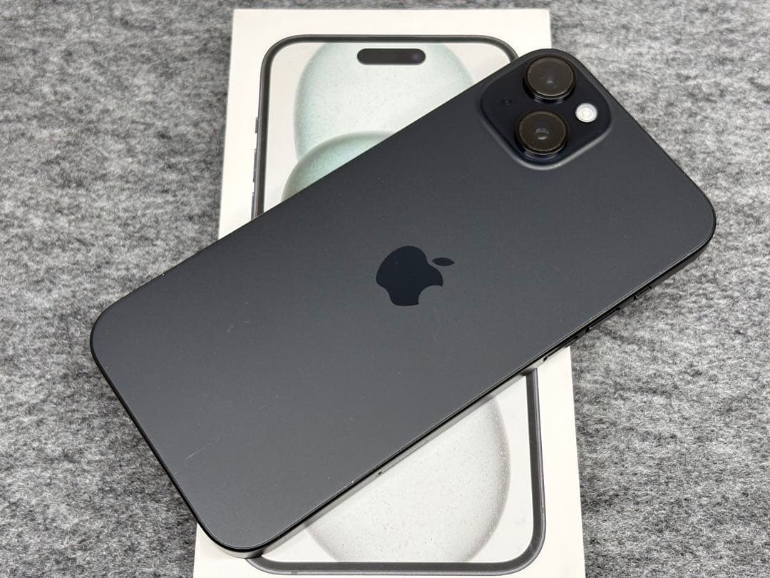 Apple iPhone15 Plus 128GB バッテリー100％ 展示品
