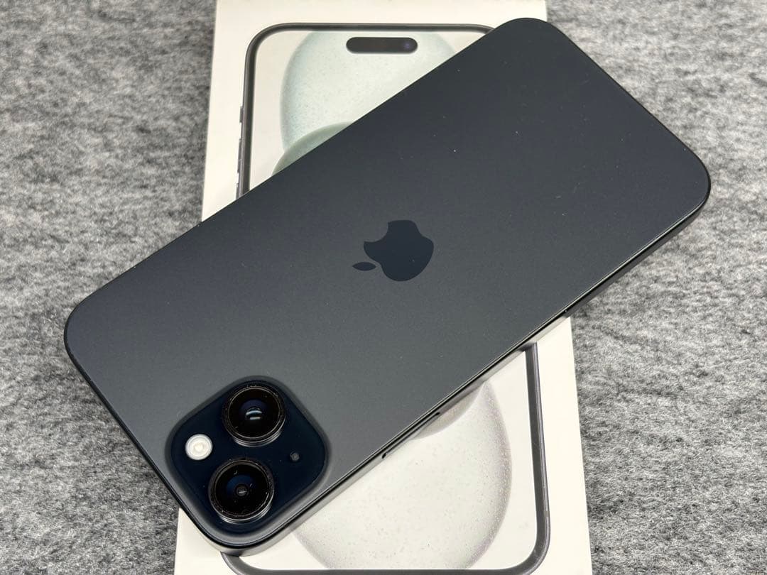 Apple iPhone15 Plus 128GB バッテリー100％ 展示品