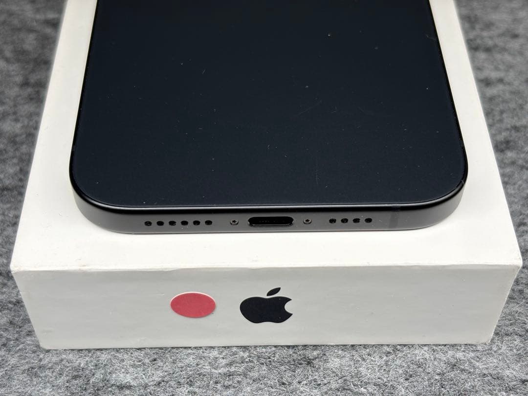 Apple iPhone15 Plus 128GB バッテリー100％ 展示品