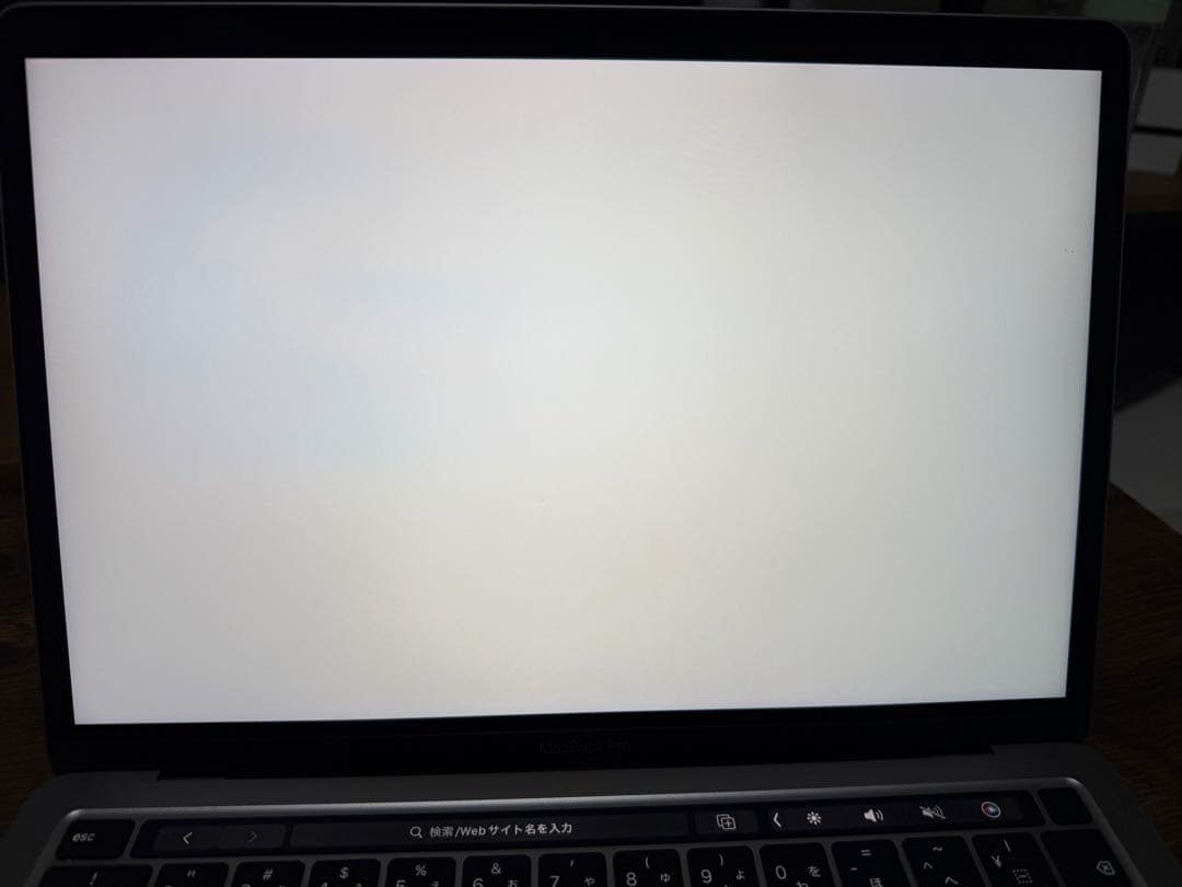 MacBook Pro M2 13インチ メモリ8G