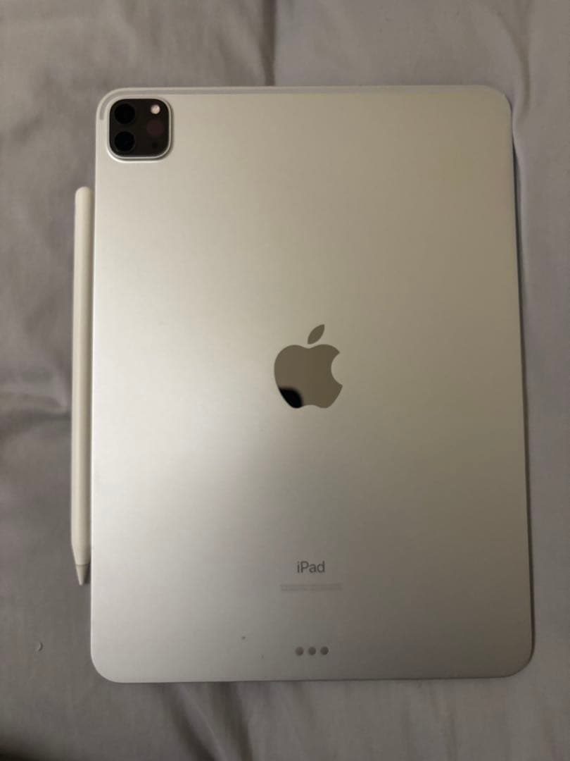 マ*ん様 ipad pro 第二世代　128GB シルバー