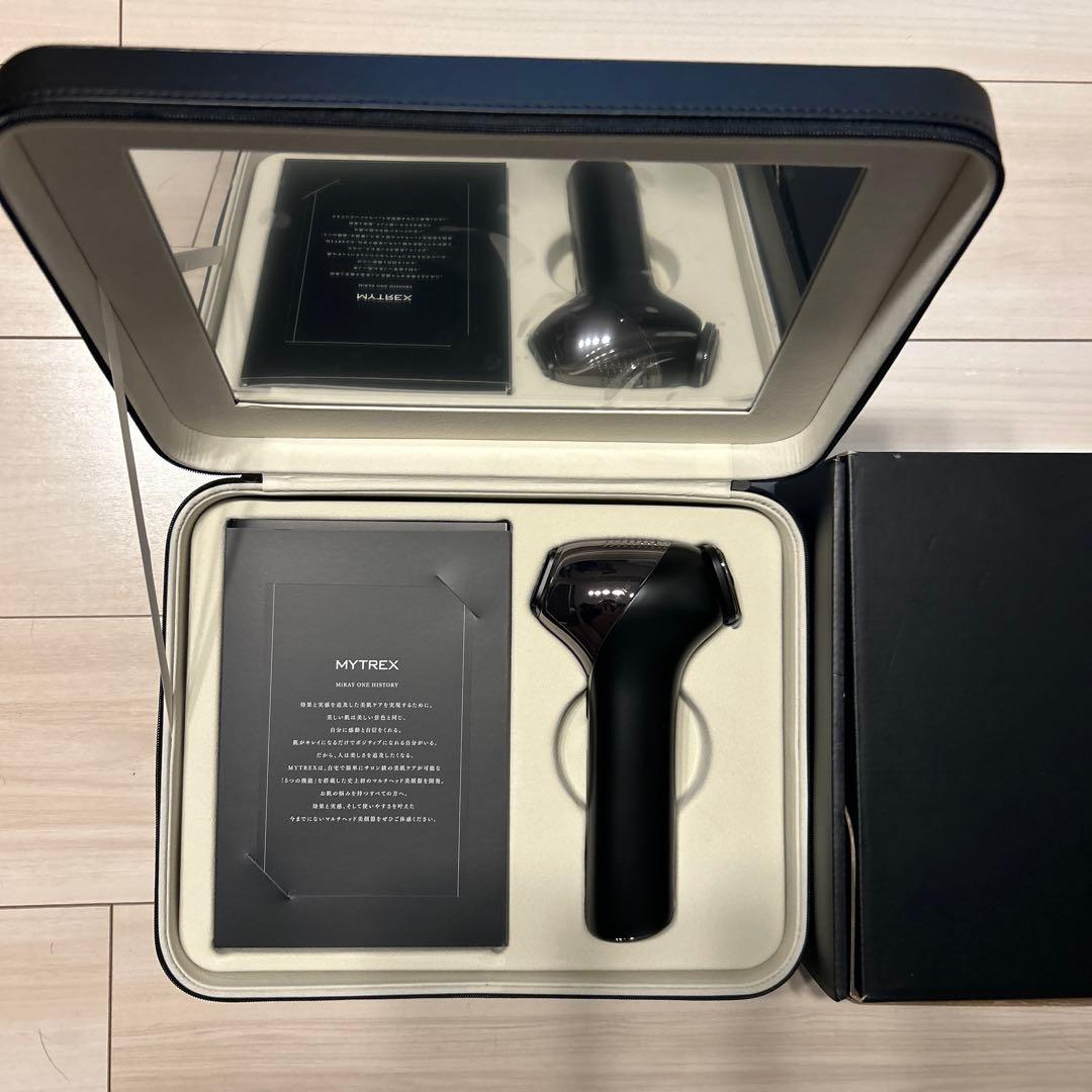 【ラスト値下げ中】新品・未使用品　MYTREX 美顔器 ブラック 取扱説明書付き