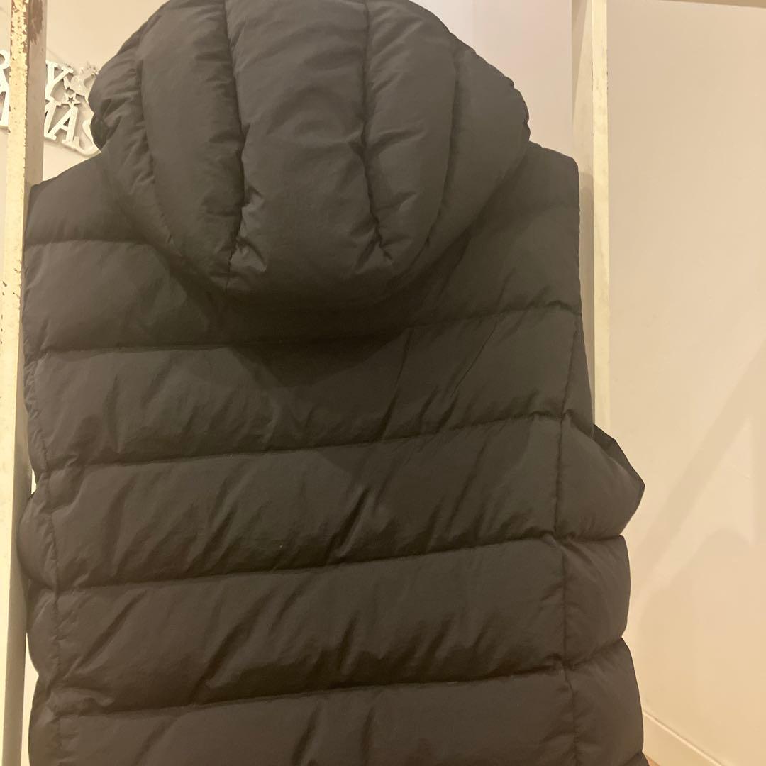 TATRAS フード付き ブラック ダウンベス