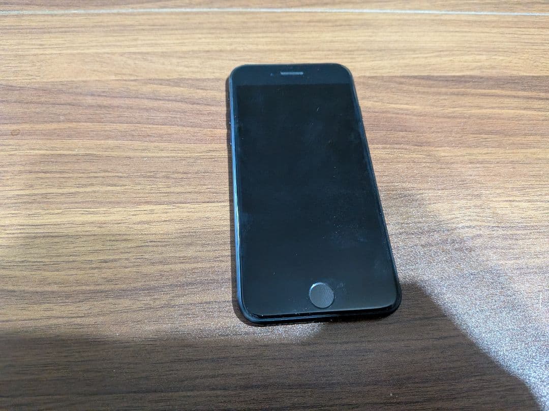 Apple iPhoneSE3 SIMフリーミッドナイト256GB