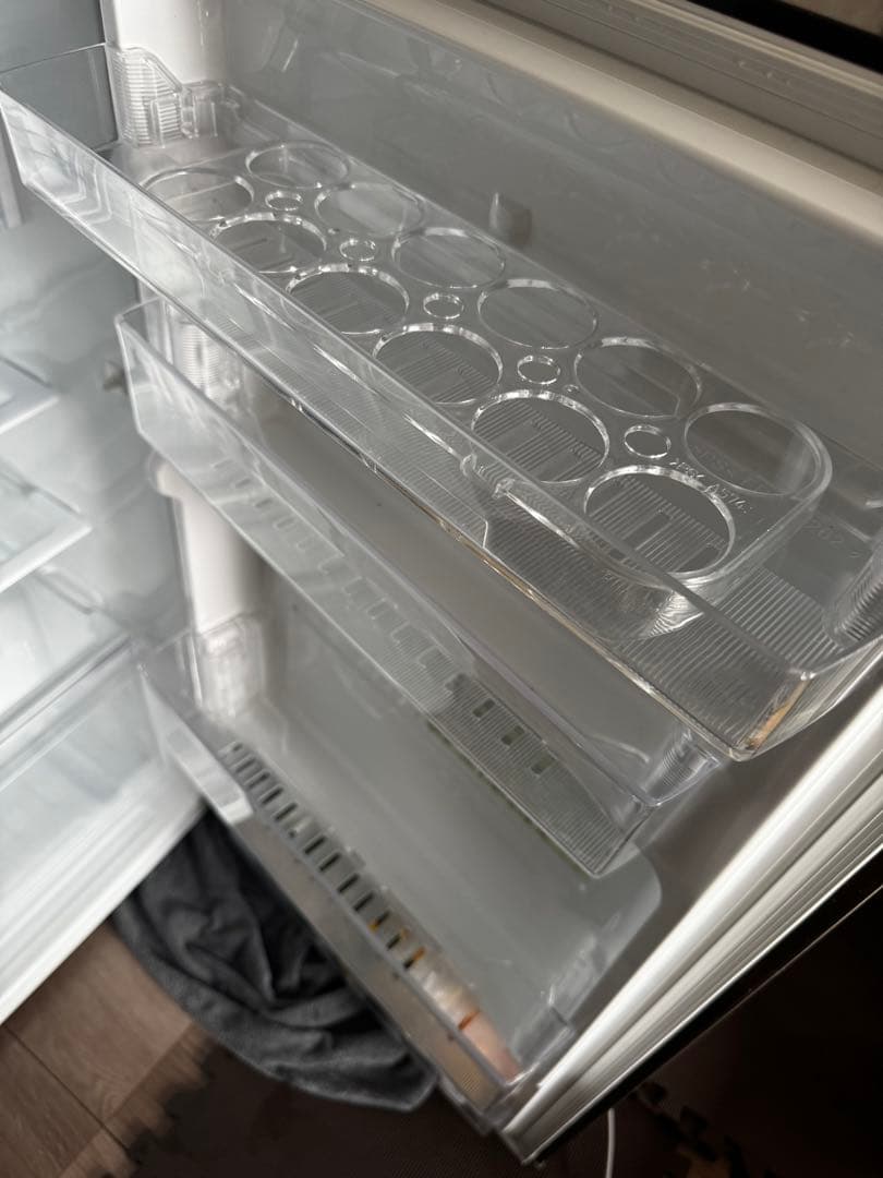 teru様　ご家族　専用　　シャープ 冷蔵庫(幅54.5cm) 225L 右