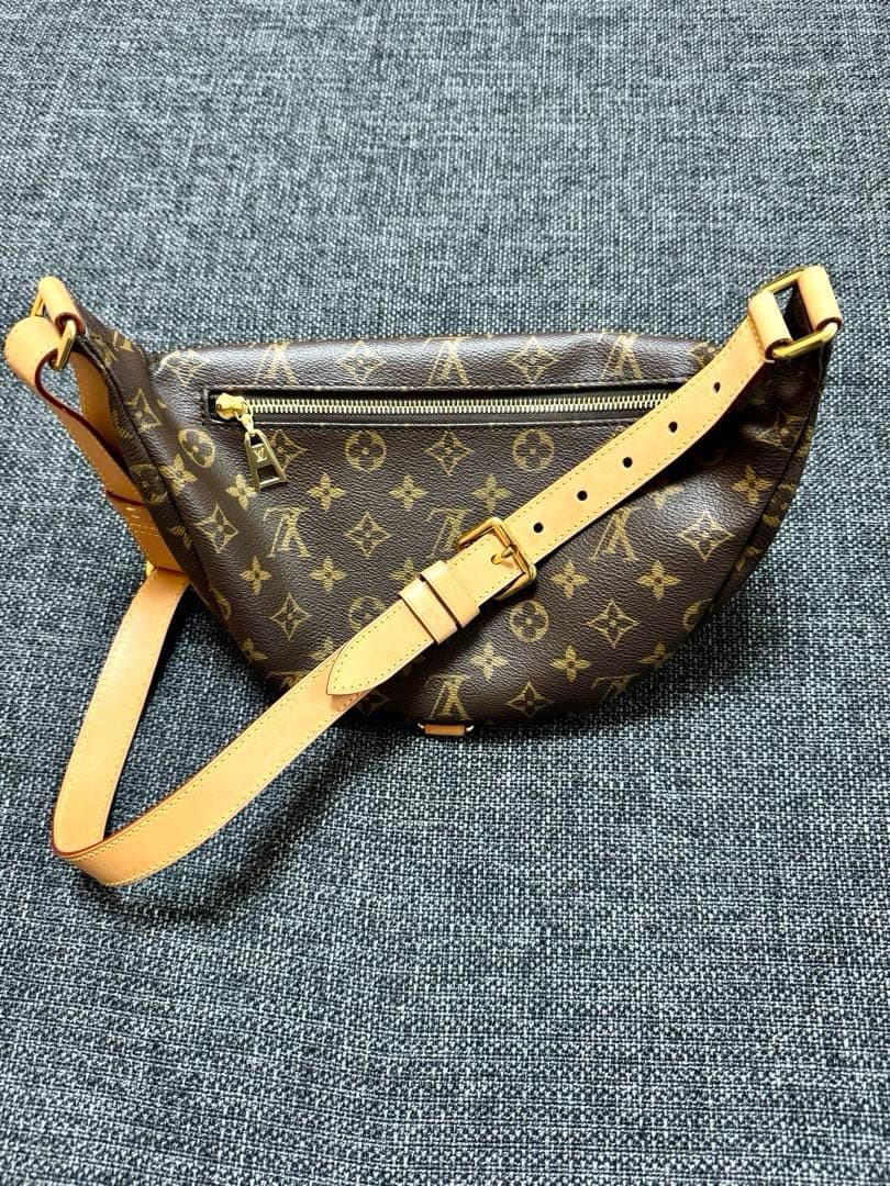 LOUIS VUITTON ルイ ヴィトン モノグラム バムバッグ