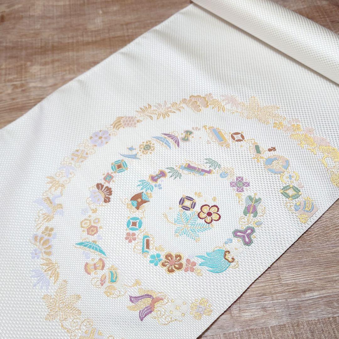 名古屋帯 宝尽くし 円 白 太鼓柄 お仕立て込み