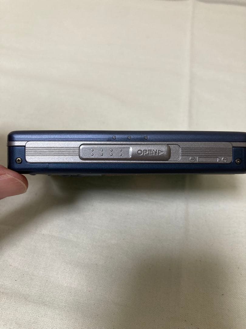 SONY WALKMAN カセットプレーヤー 20周年モデル本体のみ　おまけ付き