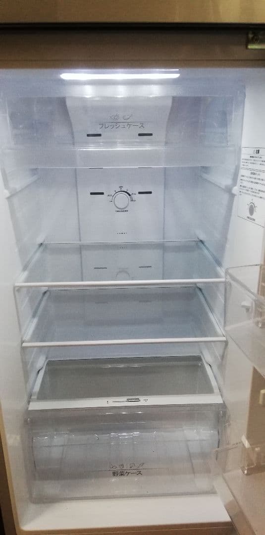 冷凍冷蔵庫 277L  2019年製