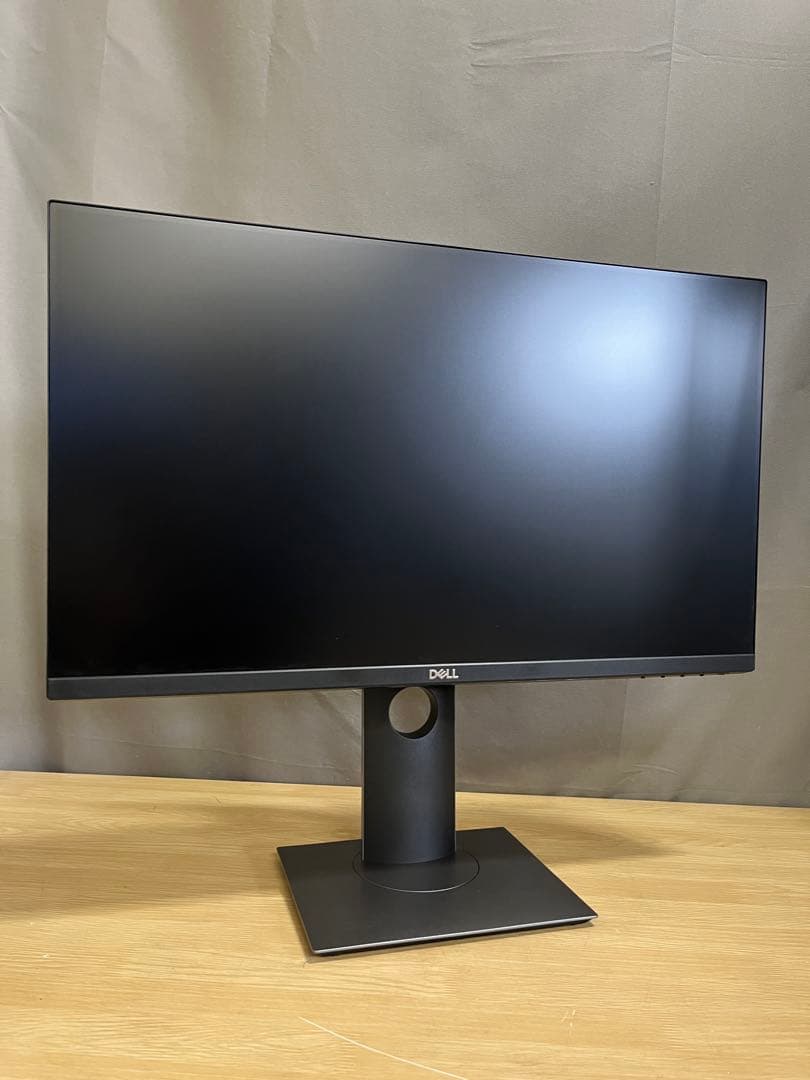 Dell P2419HC 23.8インチモニター　USB TYPE-C機能