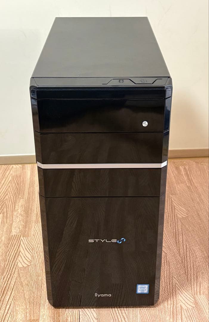STYLUS ミドルタワーPC/i7/メ12/SSD/HDD/Office/美品