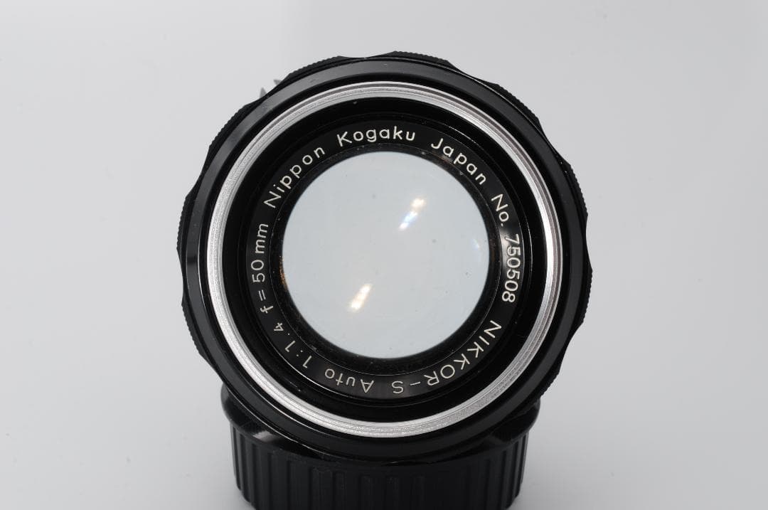 Nikon Nikkor-S Auto 50mm f1.4 MF 標準レンズ