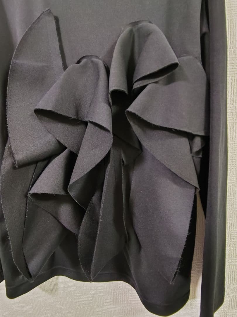 美品！　コムデギャルソンフリル付きブラック長袖Tシャツ