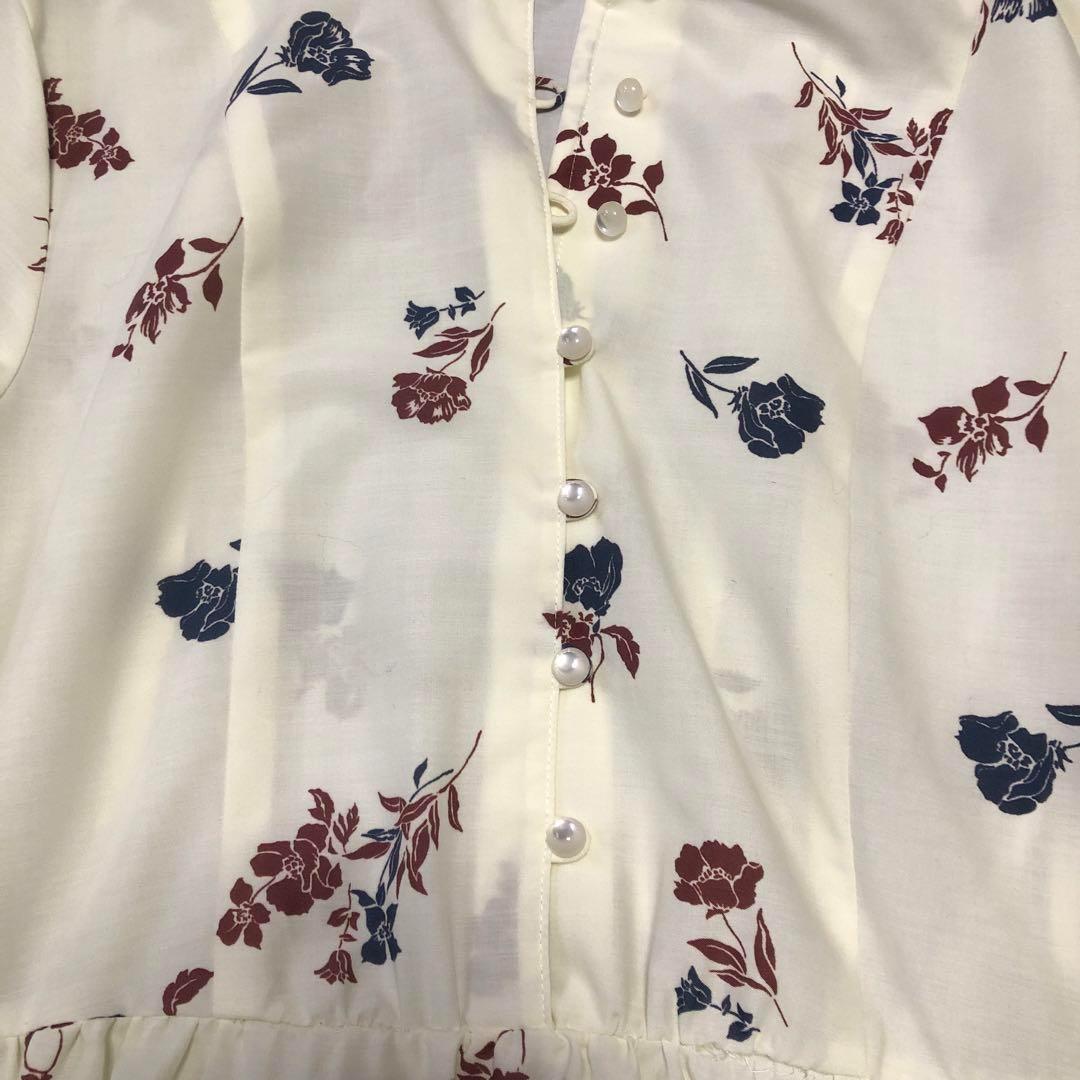 美品　バーバリー　花柄 半袖ロングワンピース ホワイト★★★