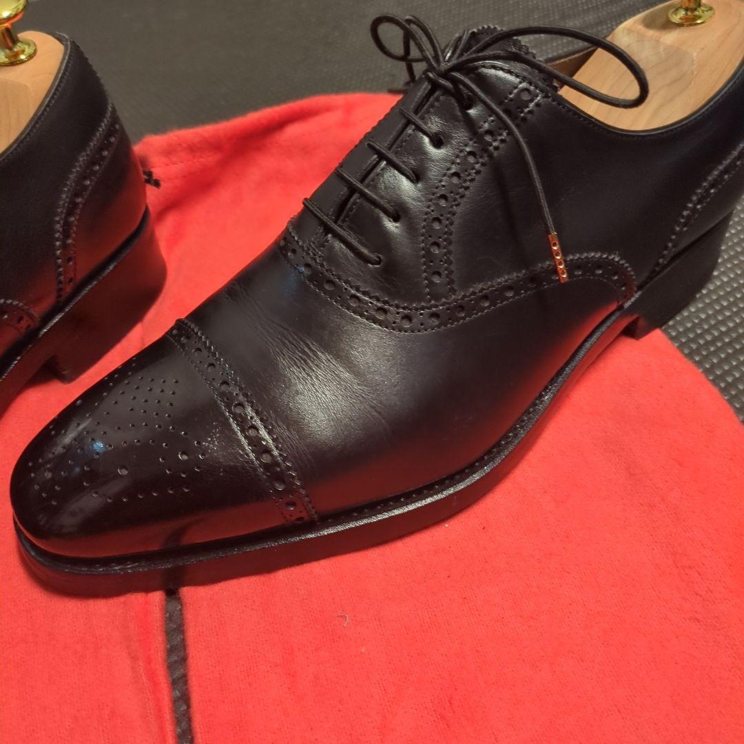 カルミナ　セミブローグ（カーフ レイン）10051　サイズ7.5