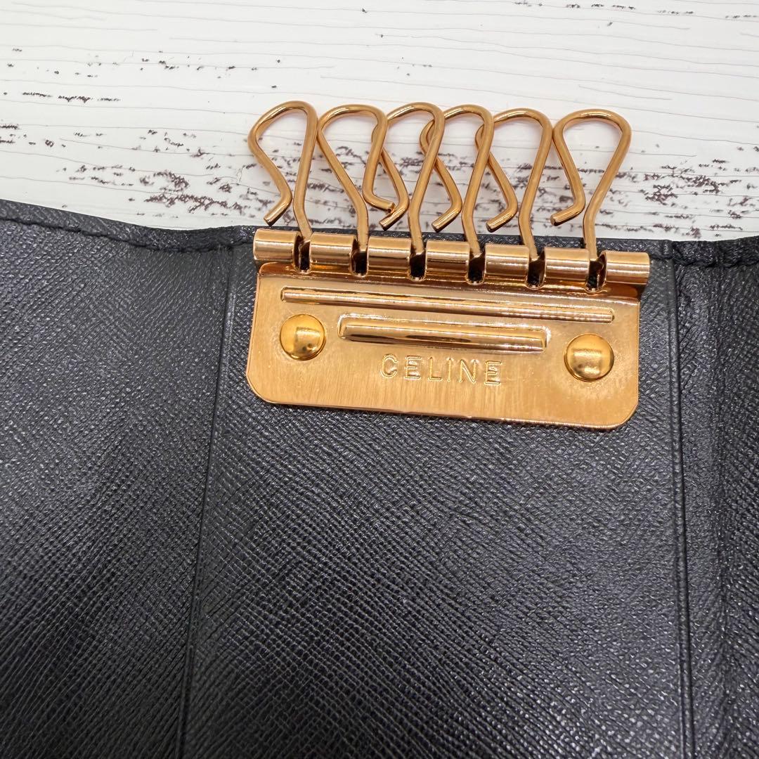 美品✨　セリーヌ　キーケース　6連　レザー　黒マカダム柄