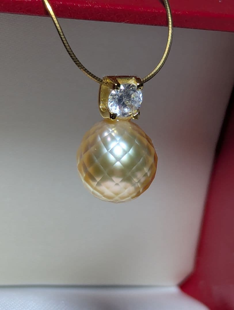 P63　切子　茶金　南洋白蝶真珠　CZダイヤ　SV ペンダントトップ