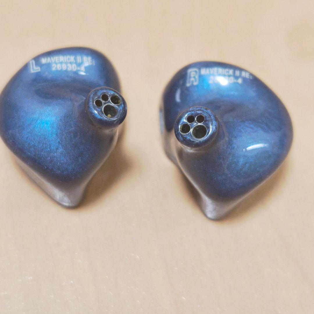 Unique Melody MAVERICK II RE 別売バランスケーブル付