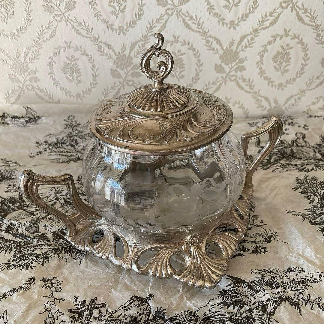 ♪フランスアンティーク リボンのガラスポットシュガーポットボンボニエール小物入れ