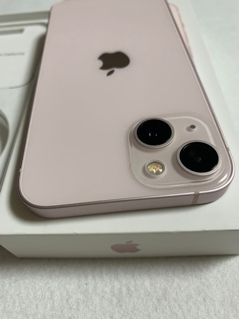 超美品　国内版　simフリー　iPhone13 256GB ピンク色