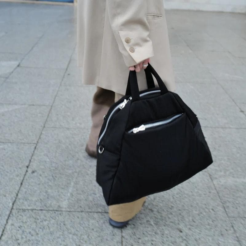 美品 ITTIイッチ Annie Puffer Madison Bag ブラック