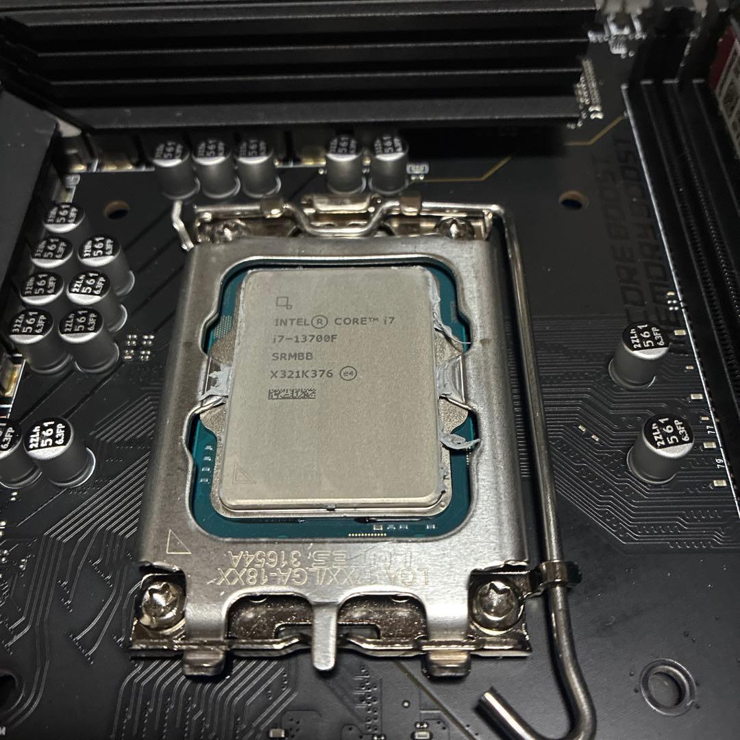 b760＋13700f＋ddr4-3200 16g×2 セット販売