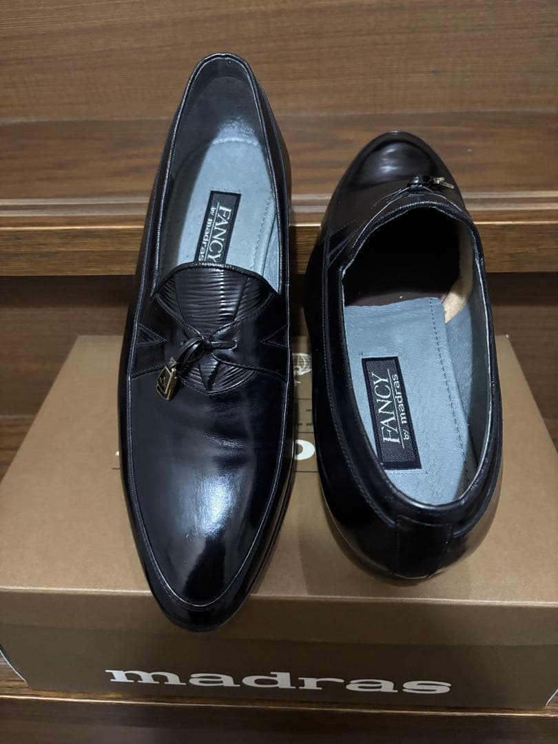 ヒ*す様 マドラスmadras革靴レザードレスシューズFANCY黒25.5EE新