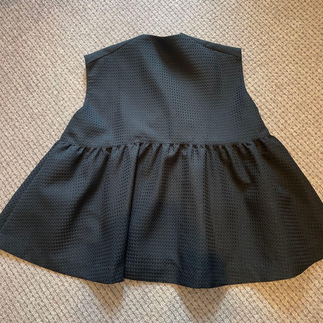 ella selectshop エラ　ドビークロスフリルジレ　ブラック　ペムラム