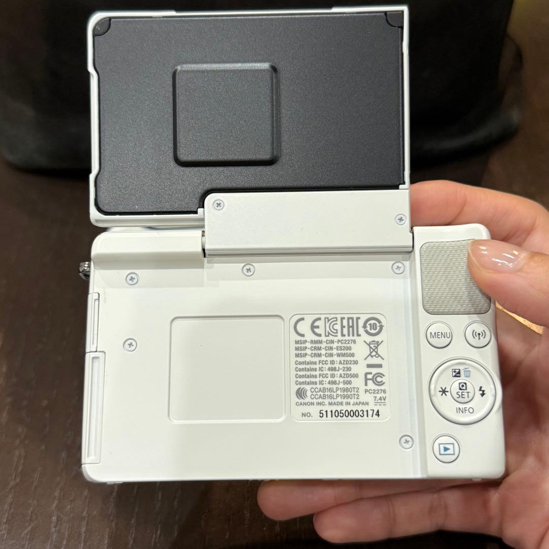 C*T様 Canon キャノン EOS M100