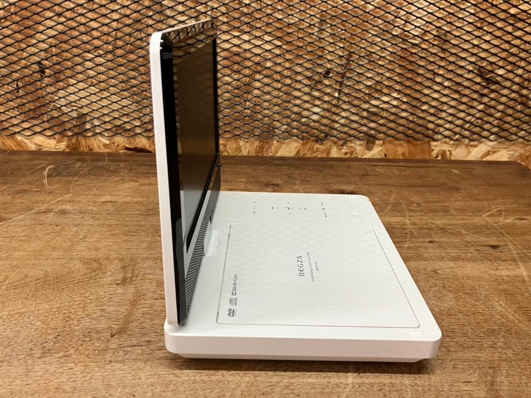 未使用★東芝★ポータブルDVDプレーヤー★REGZA★SD-P910S★9V型