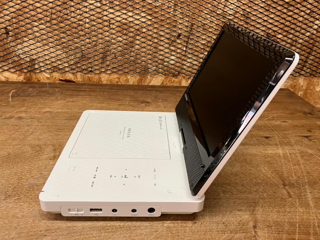 未使用★東芝★ポータブルDVDプレーヤー★REGZA★SD-P910S★9V型
