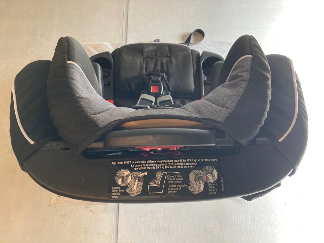 britax ブライタックス　フロンティア　クリックタイト　チャイルドシート