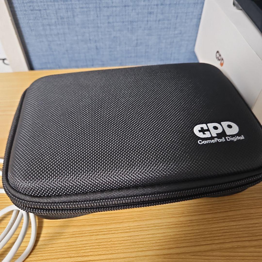 GPD WIN Mini (8840U/32GB/2TB)専用キャリーケース付