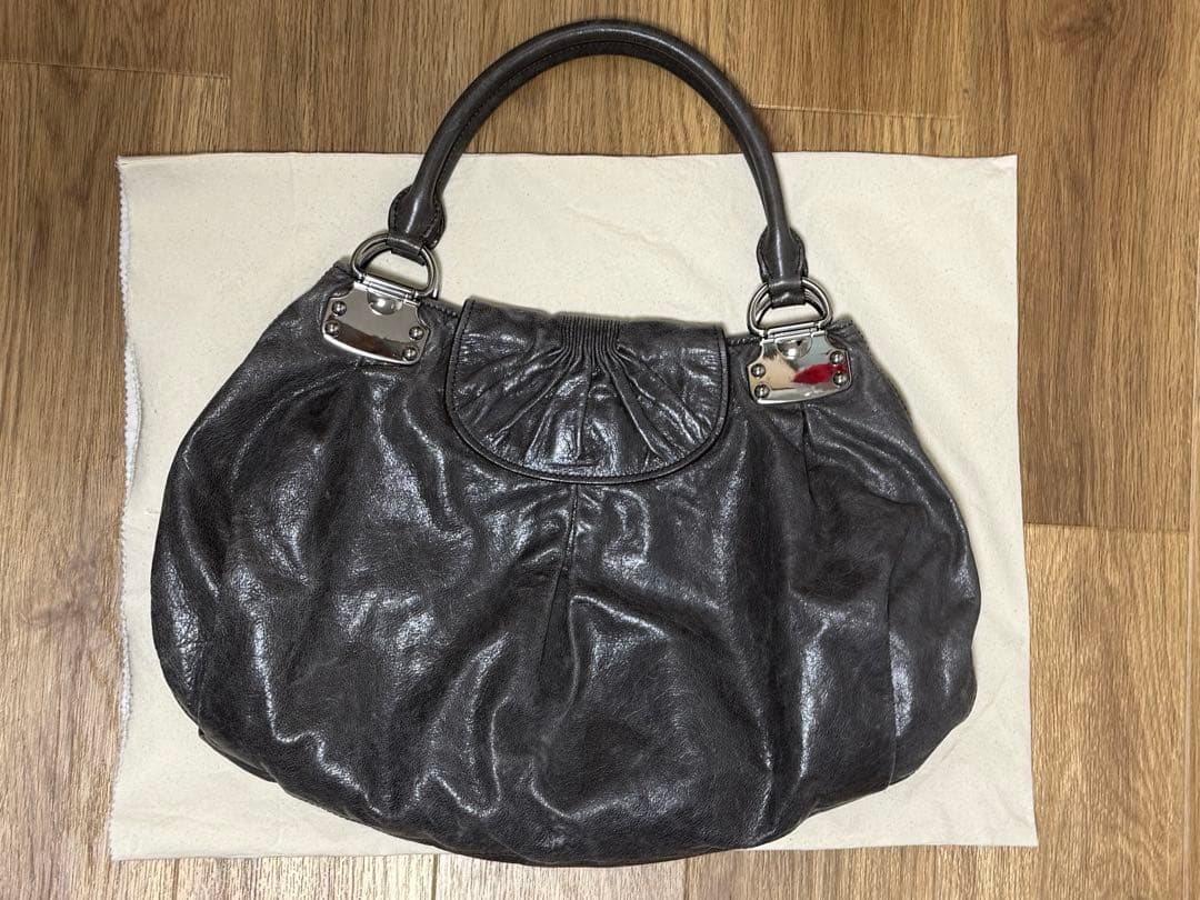 ヴィンテージ miumiu ミュウミュウ　ギャザーレ ザーバッグ