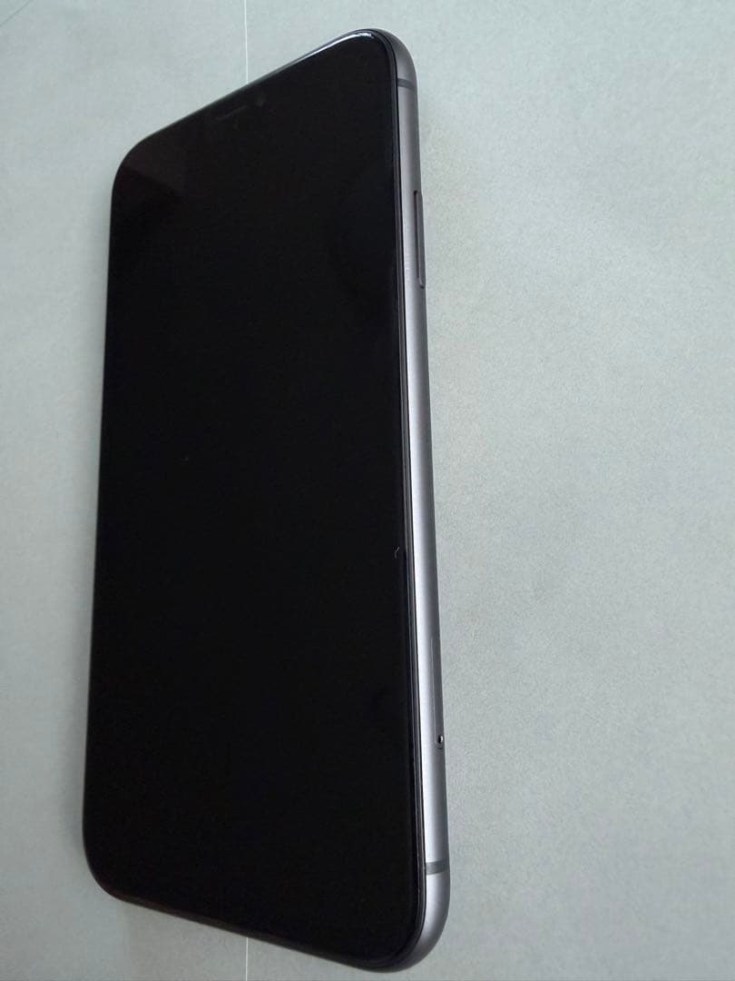 iPhone11 ブラック　128GB 本体