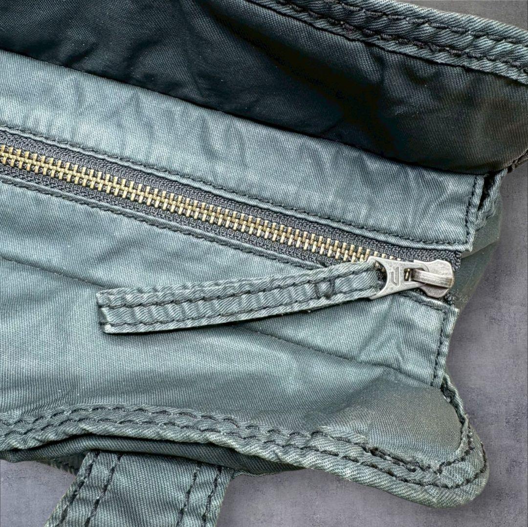 DIESEL ハンドバッグ archive メタルロゴ ブラック系