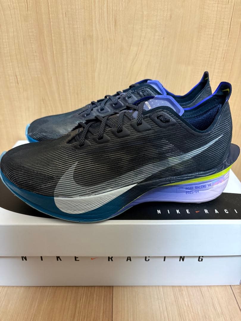 NIKE ナイキ　ヴェイパーフライ4 25.5cm新色