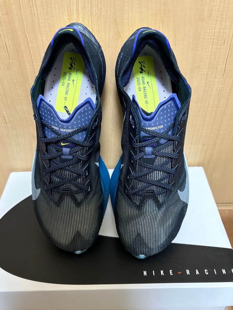 NIKE ナイキ　ヴェイパーフライ4 25.5cm新色