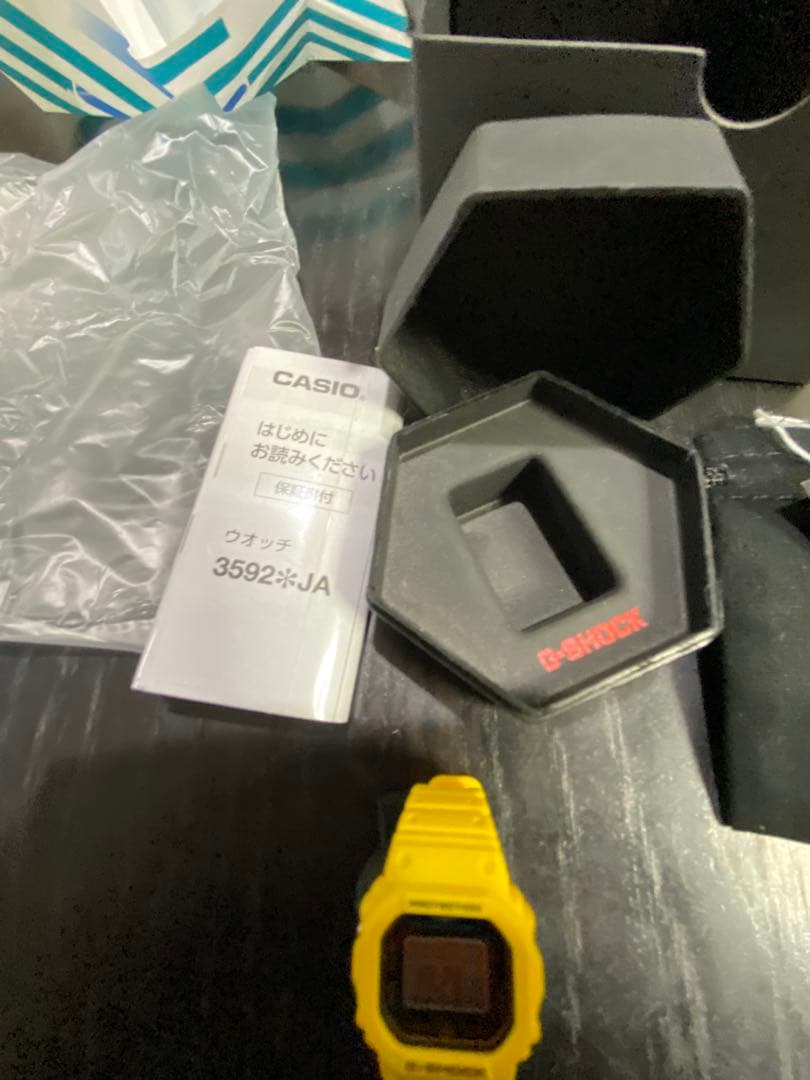 G-SHOCK DW-5600-9JR イエロー