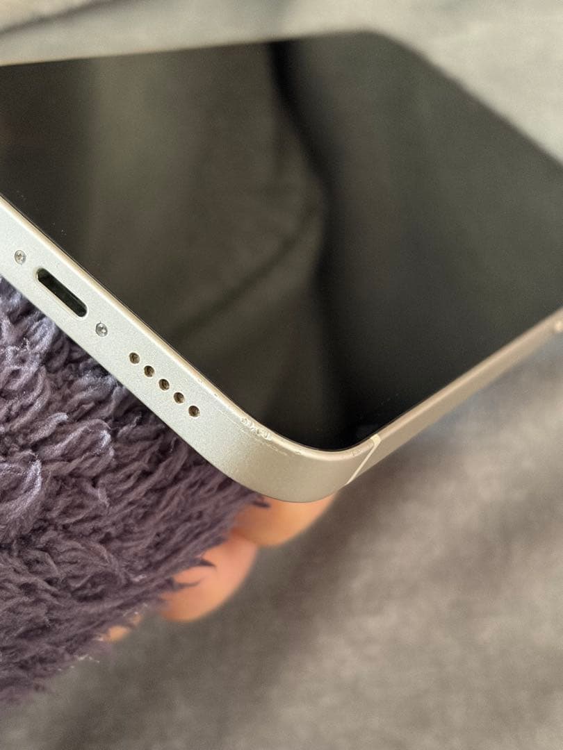 Apple iPhone 13 ホワイト スターライト 本体