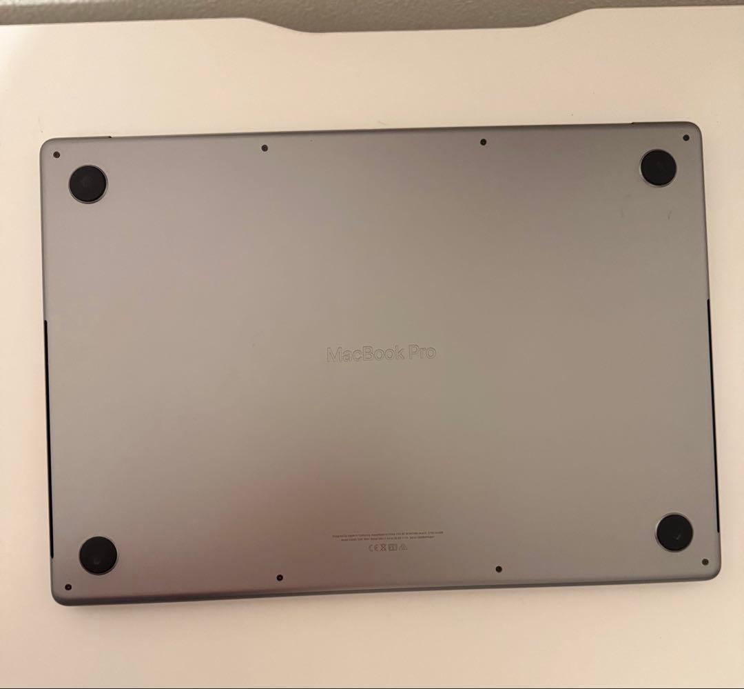 Macbook Pro 2021 16インチ M1 Windows 11 Pro