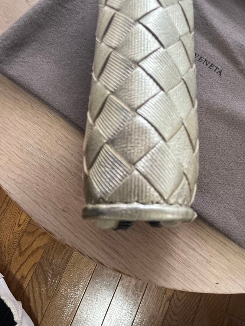 Bottega Veneta 幸運のゴールド長財布