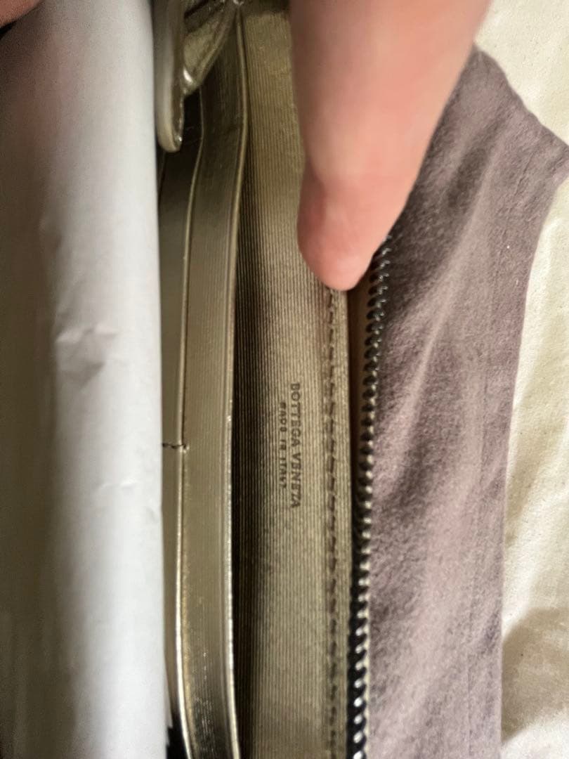 Bottega Veneta 幸運のゴールド長財布