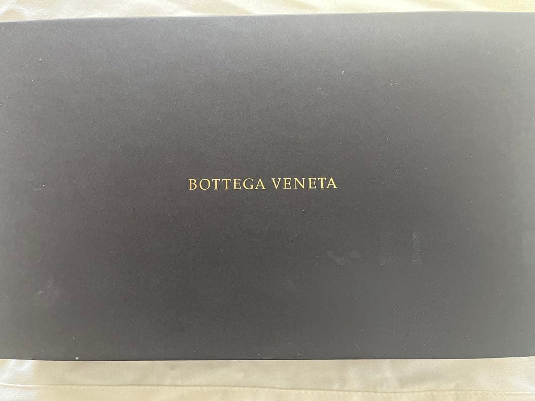Bottega Veneta 幸運のゴールド長財布