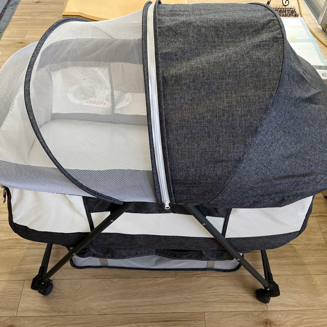 折りたたみ式ベビーベッド グレー　たむ